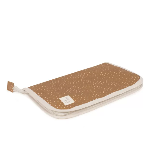 Walking Mum - Egészségügyi kiskönyv borító - Pöttyös (Fahéj)