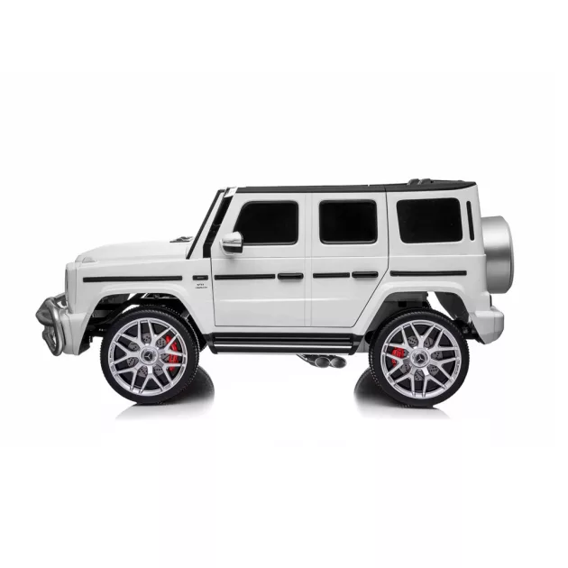 Chipolino Mercedes AMG G63 elektromos autó 2 üléssel - white leather