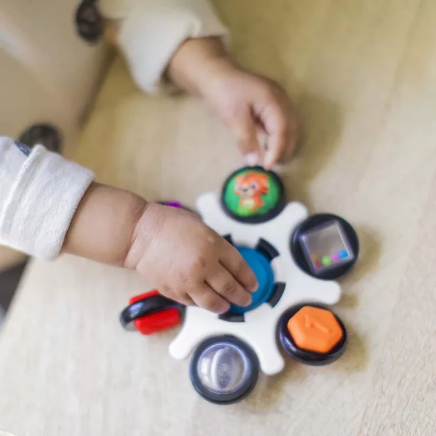 Baby Einstein Érzékszervi játék, Curiosity Clutch™, 3 hó+