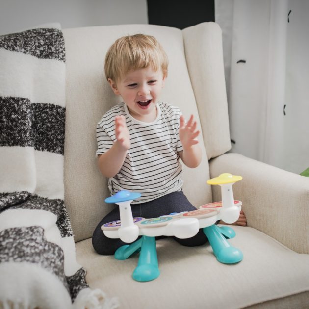 Baby Einsein Zenélő játék dob készlet Together in Tune Drums™ Connected Magic Touch™ HAPE 12hó+