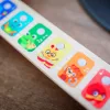 Baby Einstein Fa zenélő játék gitár Together in Tune Guitar™ Connected Magic Touch™ HAPE - 6hó+
