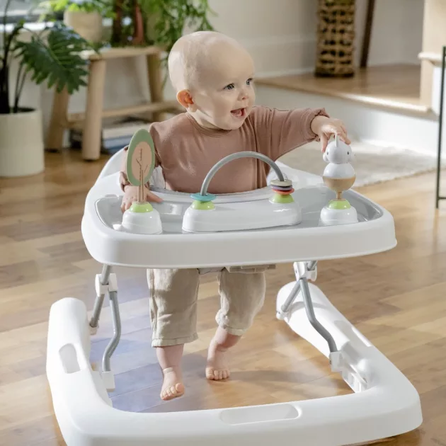 INGENUITY Bébikomp, 3in1 Step & Sprout™, 6 hó+, 12 kg-ig