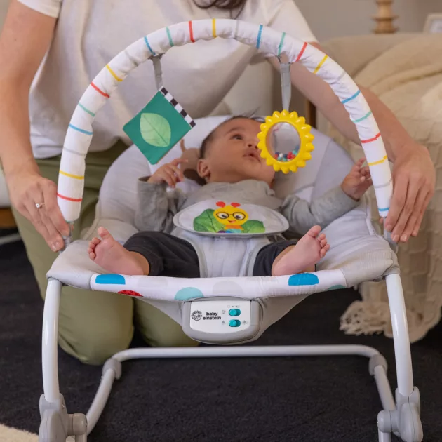 Baby Einstein Zenei rezgő pihenőszék Dean's Discovery Spot™ 0m+