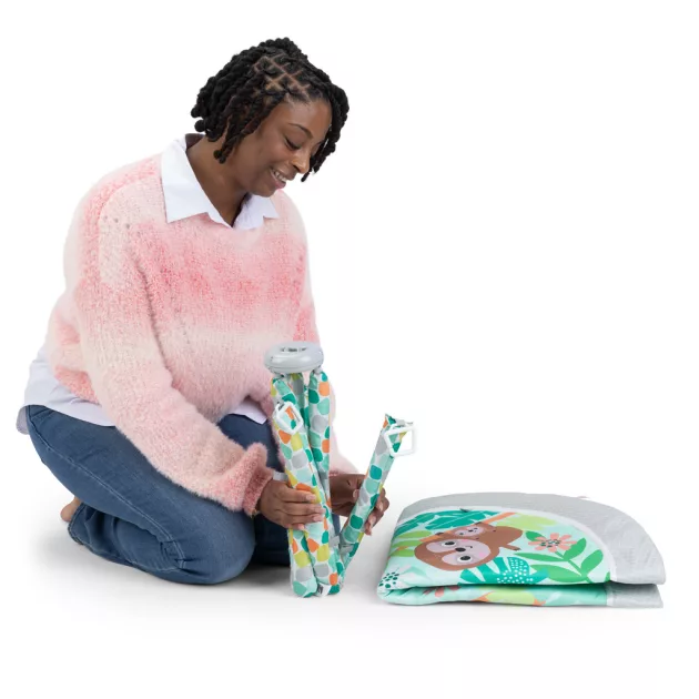 BRIGHT STARTS Wild Rainforest™ FoldAway™ Aktivitásterem