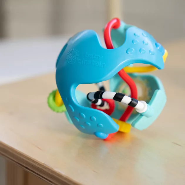 Baby Einstein Játék érzékelő labda rágókával Csörgő & Sense™ 3m+