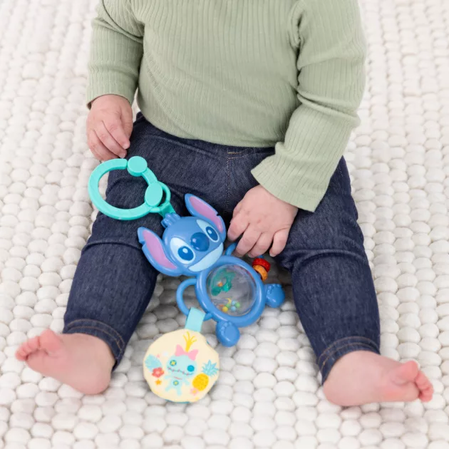 Bright Starts Játék C gyűrűn szenzoros Stitch Tummy Tumble™ 0m+