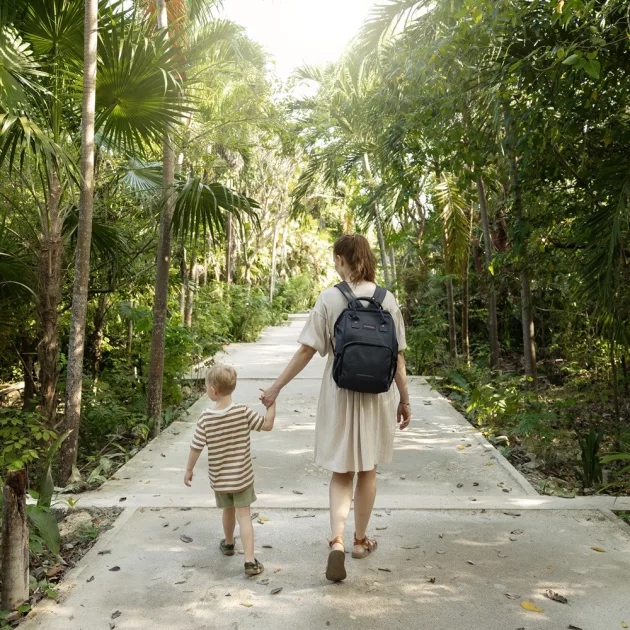 Petite&Mars Pelenkázó hátizsák babakocsihoz Jack - Catchthemoment sorozat - Ultimate Grey