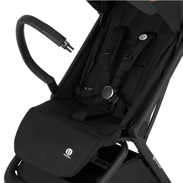 Petite&Mars Sport babakocsi Flip - Forever Black