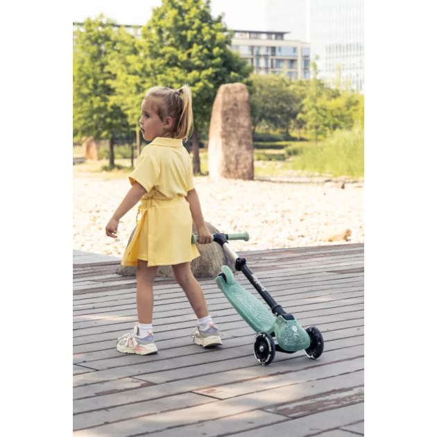QPlay Sparkling gyerek roller LED világító kerekekkel - Black