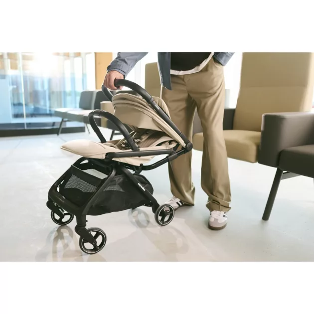 EASYWALKER Babakocsi szett 4 az 1-ben Rockey S Pure Black + CYBEX Aton B2 i-Size + bázis