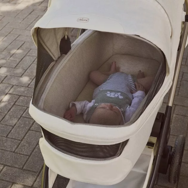 Chicco Flexi mózeskosár csak szettben kapható a Bellagio babakocsihoz Kory Plus hordozóval