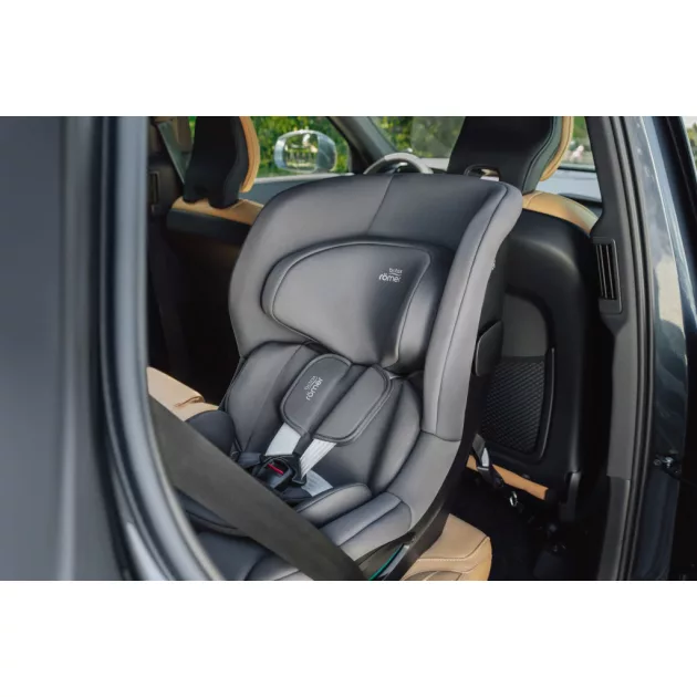 Britax Römer gyerekülés Safe-Way M - Space Black