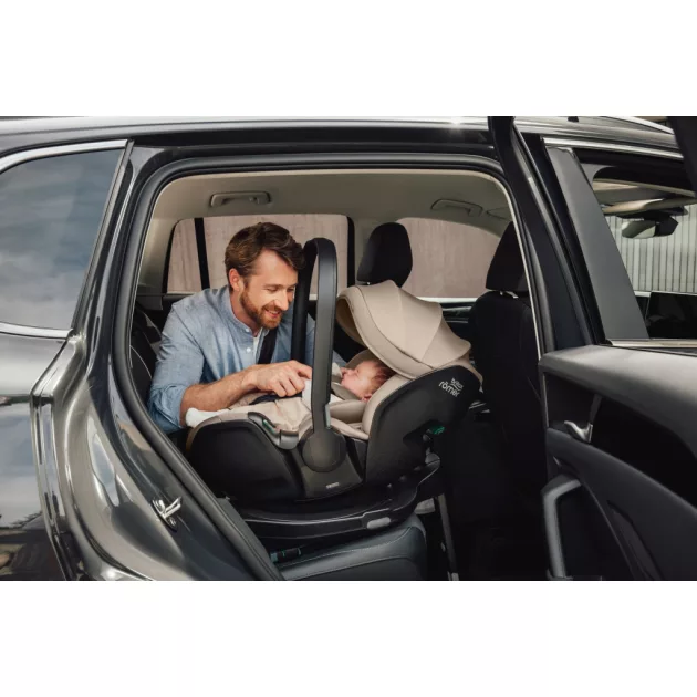 Britax Römer hordozó Baby-Safe Pro Vario Base 5Z bundle Classic - Deep Black