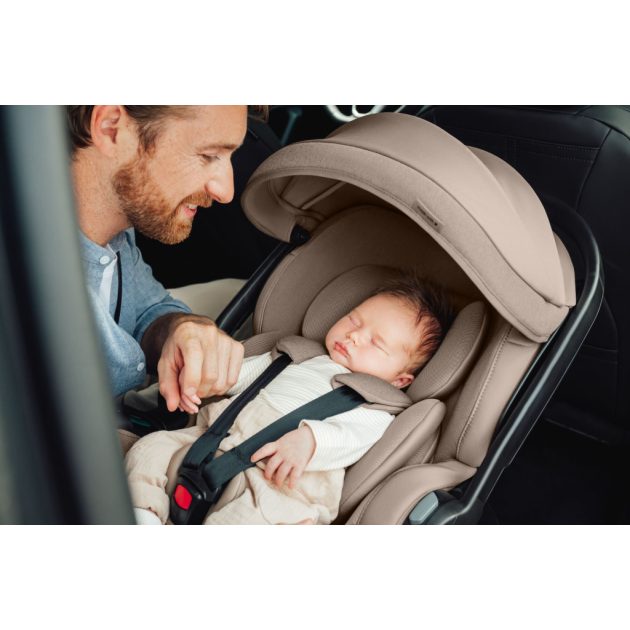 Britax Römer hordozó Baby-Safe Pro Vario Base 5Z bundle Style - Teak
