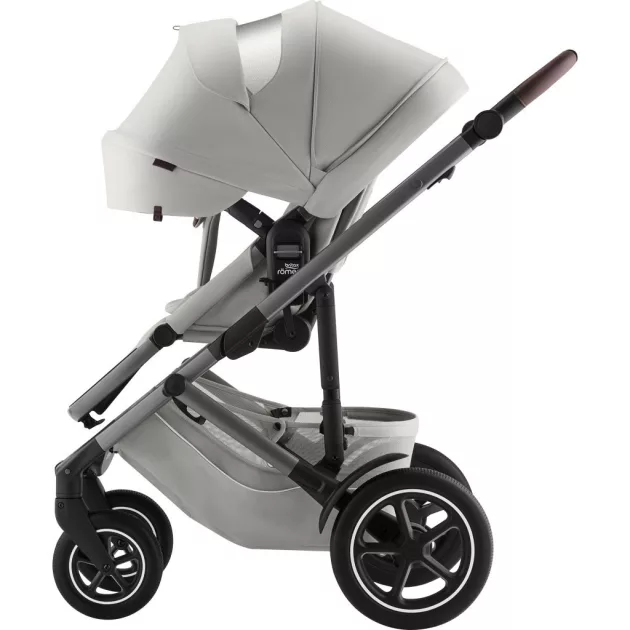 Britax Römer Smile 5Z Comfort Plus Set Lux (Smile 5z babakocsi + mózeskosár + Baby-Safe Pro + Vario Base 5Z) - Linen Grey