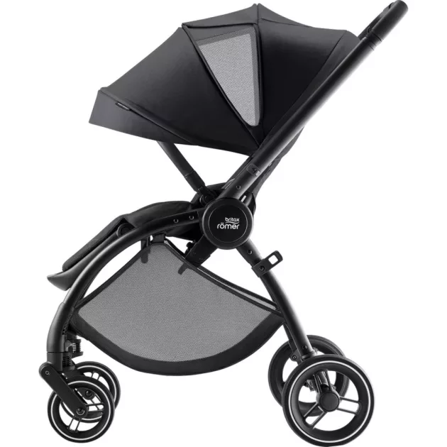 Britax Römer Rio Comfort Plus Core Set STYLE 4in1 (Rio babakocsi + mózeskosár + Baby-Safe Core babahordozó + Core bázis) Carbon Black