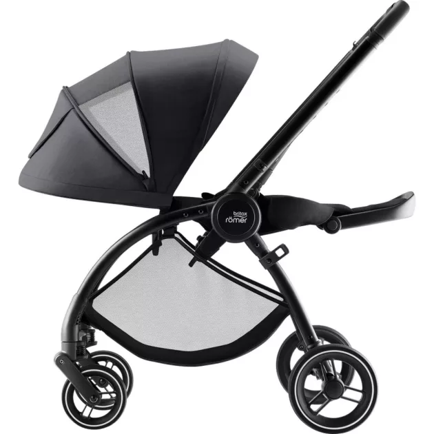 Britax Römer Rio Comfort Plus Core Set STYLE 4in1 (Rio babakocsi + mózeskosár + Baby-Safe Core babahordozó + Core bázis) Carbon Black