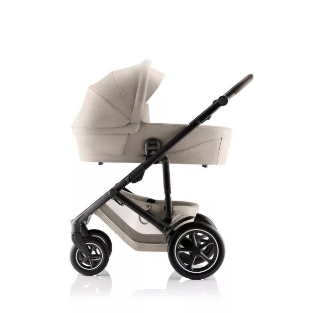 BRITAX RÖMER Smile 5Z Comfort Core Set STYLE 3in1 (Smile 5Z babakocsi + mózeskosár + Baby-Safe Core babahordozó) Teak