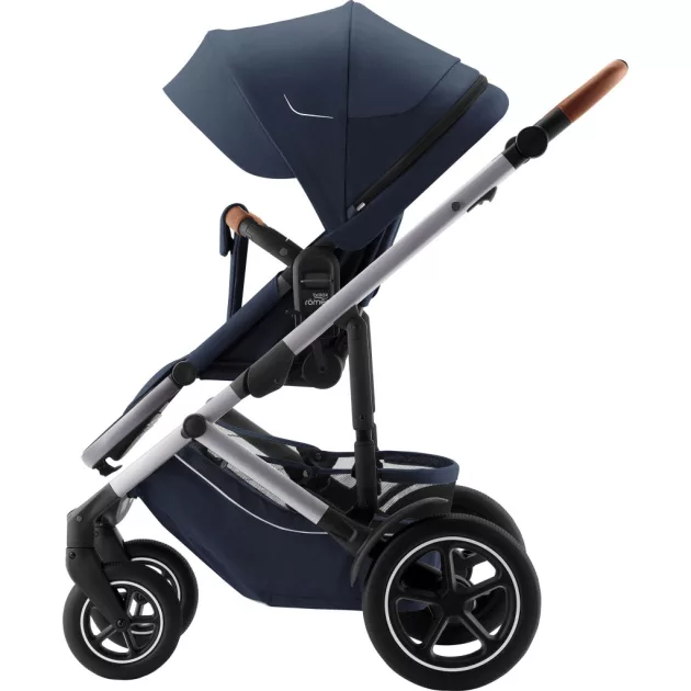 BRITAX RÖMER Smile 5Z Comfort Plus Set Style 4in1 (Smile 5z babakocsi + mózeskosár + Baby-Safe Pro + Vario Base 5Z) Night Blue