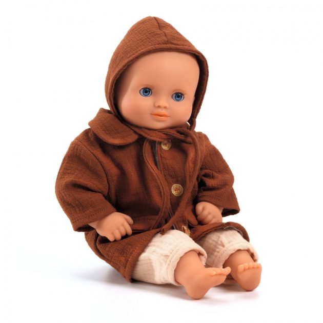 Djeco Játékbaba ruha - Őszi kabát sapkával, barna - Fall