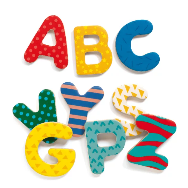 Djeco Mágneses betűkészlet Nagybetűk - 38 fancy letters