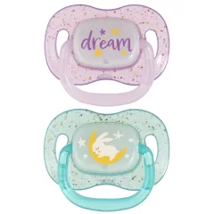   Canpol babies Világító szilikon szimmetrikus cumi NIGHTGLOW 0-6hó 2db lány