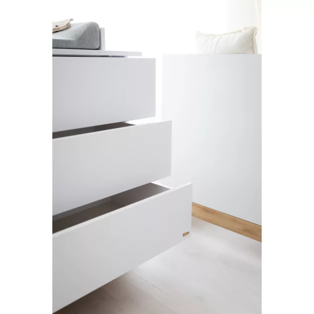 Faktum LUMINA White Átalakítható 140-es babaágy - fehér+komód+toldalék+2 osztású szekrény (8 doboz)