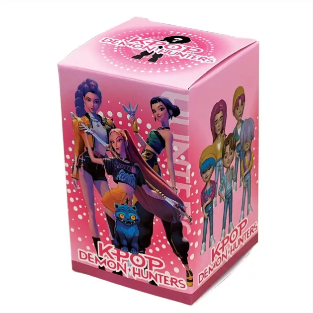K-Pop Demon Hunters meglepetés figura kártyával
