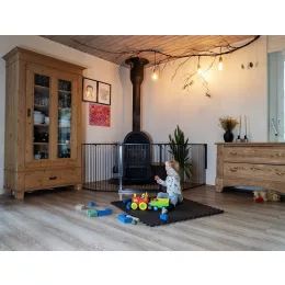 BabyDan Univerzális térkorlát Carl XX Wide - fekete