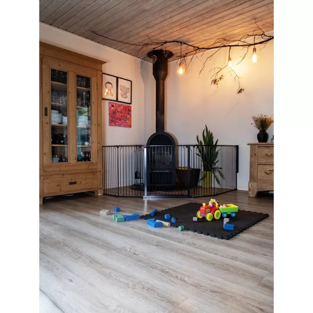 BabyDan Univerzális térkorlát Carl XX Wide - fekete