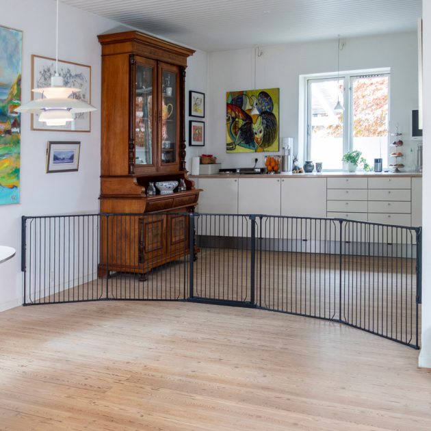 BabyDan Univerzális térkorlát Carl XXX Wide - fekete