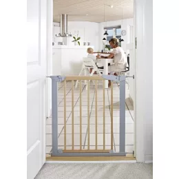   BabyDan Avantgarde biztonsági ajtórács, 71-78 cm, ezüst/fa