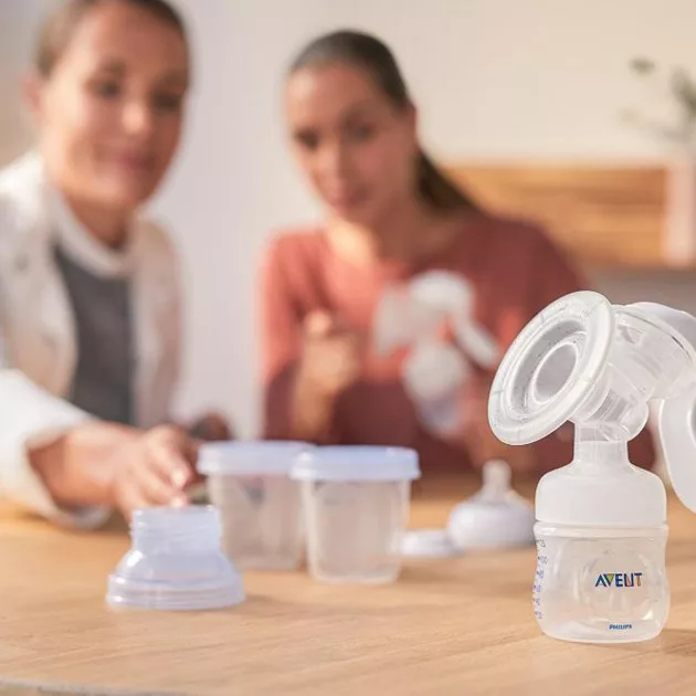 Philips AVENT Kézi mellszívó Natural VIA pohárral