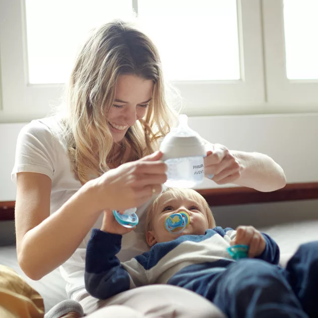 Philips AVENT Cumisüveg tanuló Natural Response 150ml