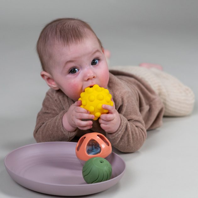 Taf Toys játékkészlet hasonfekvéshez Tummy-time 13435