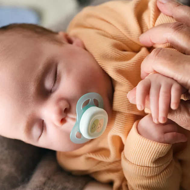 Philips AVENT Játszócumi Ultra Start 0-2hó fiús 2db - mintás