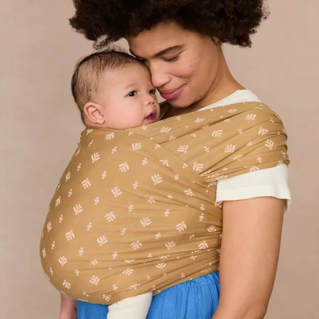 Ergobaby Aura Sustainable Knit Hordozókendő: Grey Stripes / Szürke csíkos