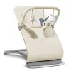 Ergobaby Evolve Pihenőszékhez játék - Krém
