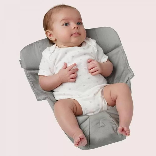 Ergobaby Szűkítőbetét Hordozóba: Grey / Szürke