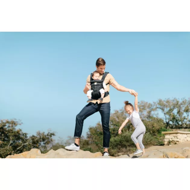 Ergobaby Omni 360 Cool Air Mesh Hordozó: - Onyx Black / fekete