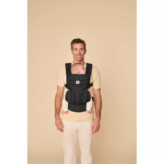 Ergobaby Omni 360 Cool Air Mesh Hordozó: - Onyx Black / fekete