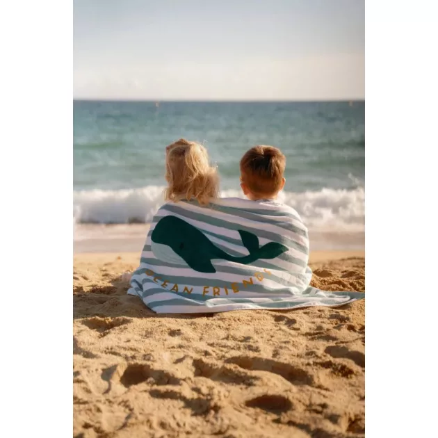 Little Dutch strandtörölköző Seashells and Stripes Surf Blue