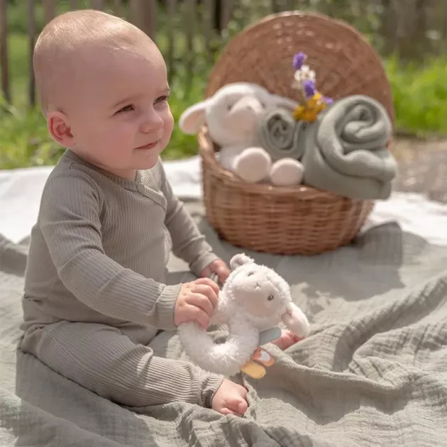 Little Dutch plüss gyűrűs csörgő - bárány