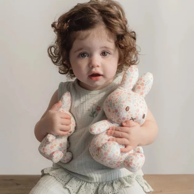 Little Dutch Miffy nyuszi 30 cm teljes felületén mintás - Lucky Blossom