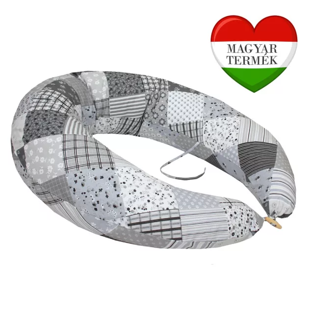 Scamp formázott gombosvégű párna pamut huzattal /GreyPatchwork2